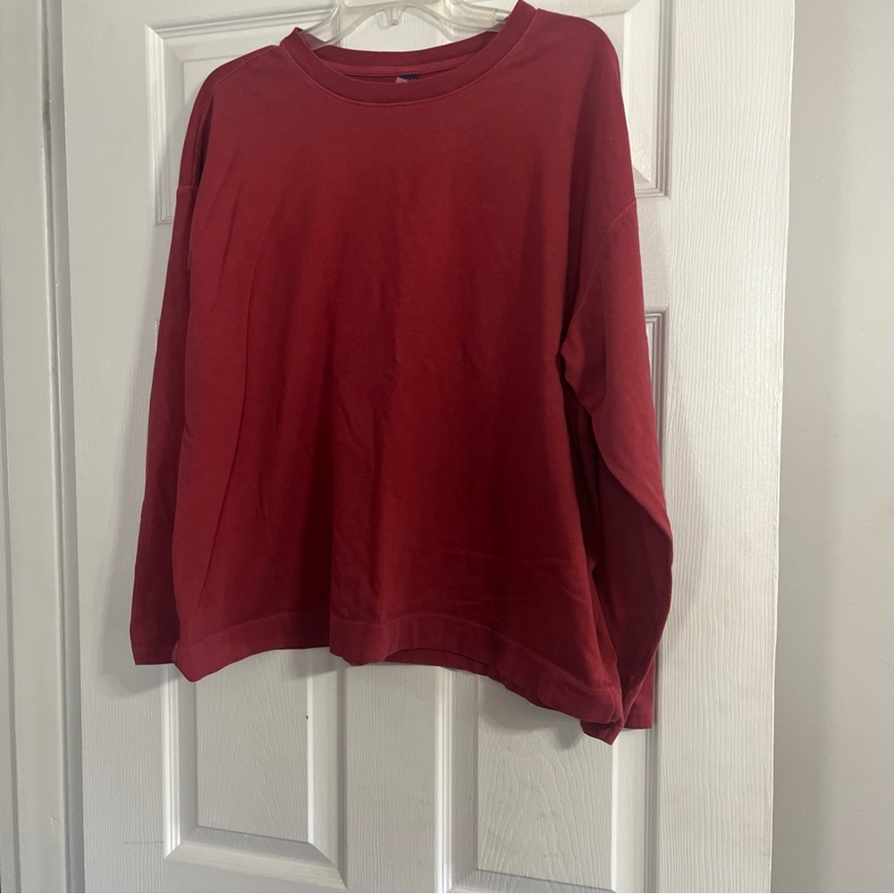 Old Navy Women's Rich wine Crew Neck t shirt